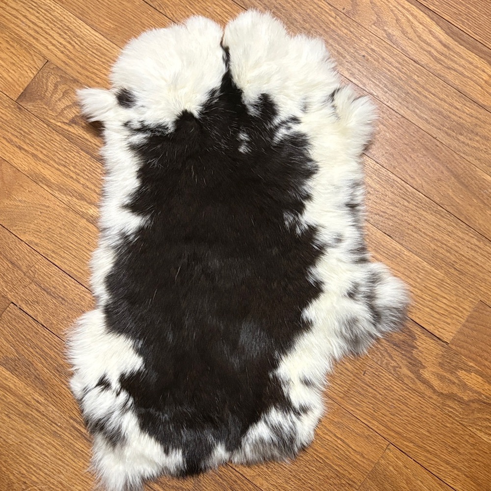 #0650 Black & White Rabbit Fur Pelt for DIY or Display